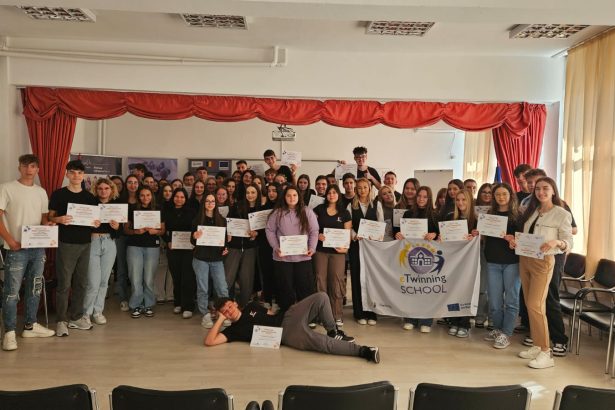 liceul tehnologic lazar edeleanu din navodari a fost certificat cu titlul de scoala etwinning 2025 2026 67e526d94b0a5