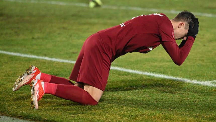 Louis Munteanu, afectat după ce a fost omis de Mircea Lucescu: "Era epuizat! E îndreptățit să fie nemulțumit" 1 louis munteanu daramat dupa ce a fost omis de mircea lucescu era epuizat e indreptatit sa fie nemultumit 67d67bab83919