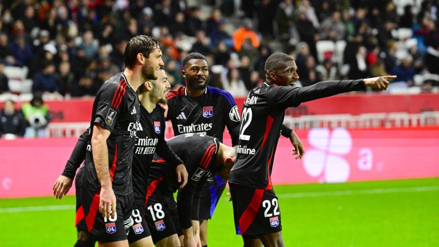 lyon in forma maxima inaintea returului cu fcsb victorie uriasa in ligue 1 67ce7d6ea6136