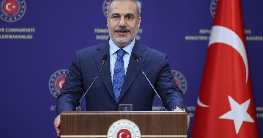 ministrul turc de externe vorbeste despre ipoteza destramarii nato si face un apel catre europa un semnal de alarma pentru a ne uni 67c99e42df9f8
