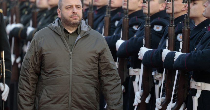 Ministrul ucrainean al Apărării clarifică situația trupelor Kievului „încercuite” în Kursk. „Acum mingea este în terenul Rusiei” 1 ministrul ucrainean al apararii lamureste situatia trupelor kievului incercuite in kursk acum mingea este in terenul rusiei 67d7d818691d7