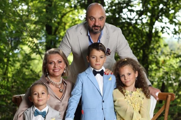 mirela vaida probleme cu cei trei copii marturisirile facute de prezentatoarea tv cam ce stare are o mama 67c41046cdfe6