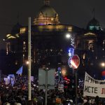 miting antiguvernamental sambata la belgrad mii de sarbi au ajuns deja in capitala pentru un protest ce pune la incercare guvernul 67d4a132b4264