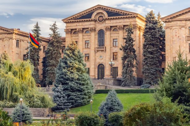 moment istoric in armenia parlamentul de la erevan a votat favoarea lansarii candidaturii pentru aderarea la uniunea europeana 67e3e6ec8f2da
