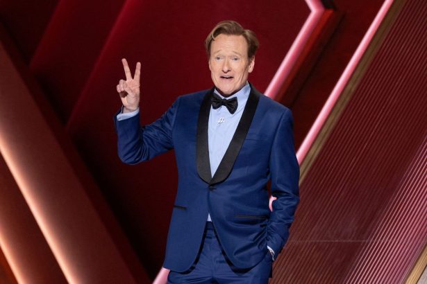 momente memorabile la oscar 2025 conan obrien a ironizat conflictul kendrick lamar drake si a ras de tinuta lui adam sandler 67c5b2a5bd98f