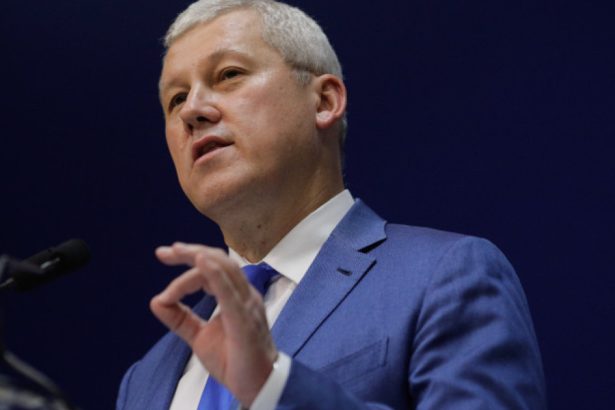 motiunea simpla a aur impotriva ministrului catalin predoiu dezbatuta si votata pe 2 aprilie 67e41b6771659