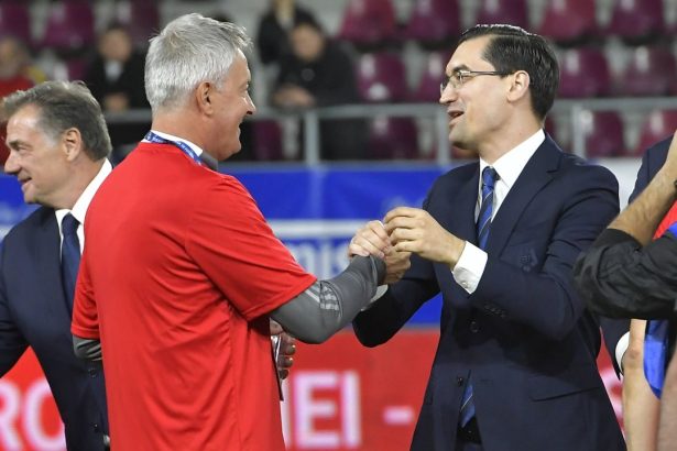 oficial cupa romaniei asa cum n o mai intelege nimeni 3 grupe ca 3 divizii a b si c de unde se intra direct in semifinale 67cea7a7e6d04