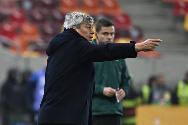 opt fotbalisti lasati in afara lotului de mircea lucescu 67d55b64699e3