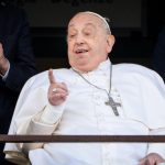 papa francisc recuperare surprinzatoare dupa dubla pneumonie medicul sau explica care este starea suveranului pontif 67e875c8967fa