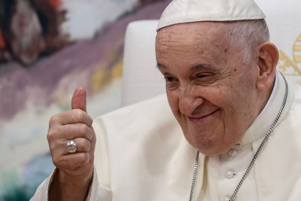 papa francisc va fi externat duminica medicii i au recomandat doua luni de repaus va fi nevoie de timp 67df1b81b4704
