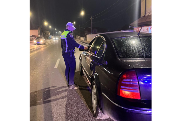 pericol pe drumurile din constanta harsova topalu si mangalia mai multi barbati beti sau fara permis au fost prinsi de politisti la volan 67e164b56742b