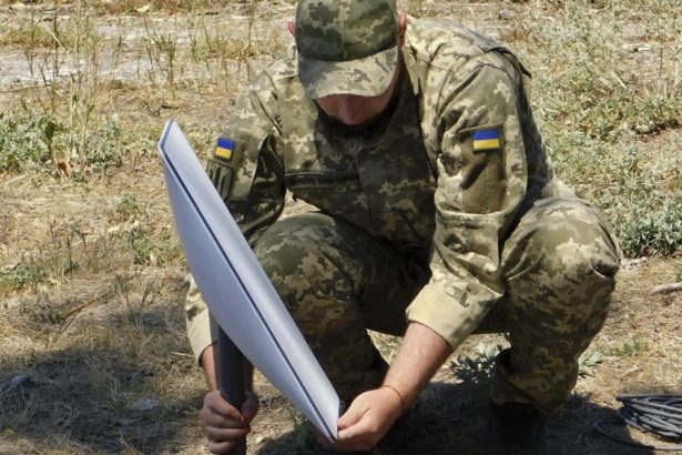 polonia il anunta pe musk ca ar putea rupe contractul cu starlink daca va fi un furnizor nesigur vom fi nevoiti sa cautam altii 67cdd1ef192a2