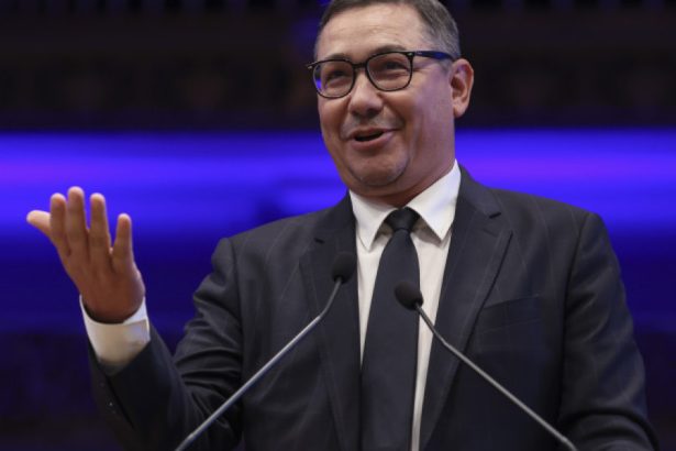 ponta spune ca vrea ca romania sa ramana in ue si sa beneficieze de bani europeni dar se fereste sa critice declaratiile lui georgescu 67c768c9e74b5