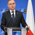 presedintele polonez cere sa fie inclusa in constitutie obligatia de a se aloca apararii un buget de minim 4 din pib 67cb15c4a1935