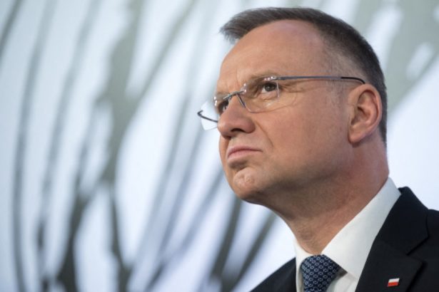 presedintele poloniei ceea ce s a intamplat in romania este foarte ingrijorator si nu indeplineste standardele democratice europene 67d2b8fbdced1