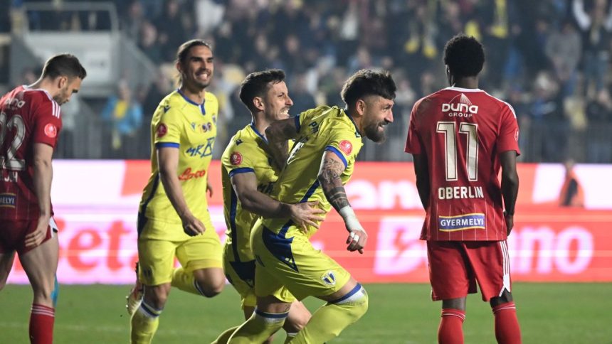 Programul primei etape din play-out-ul Superligii și clasamentul după înjumătățire 1 programul primei etape din play out ul superligii cum arata clasamentul dupa injumatatire 67cf4ce8bdb33
