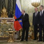 putin a ramas fara muncitori si vrea sa aduca migranti din asia intalnire cu liderul juntei din myanmar la kremlin 67c7132c77b89