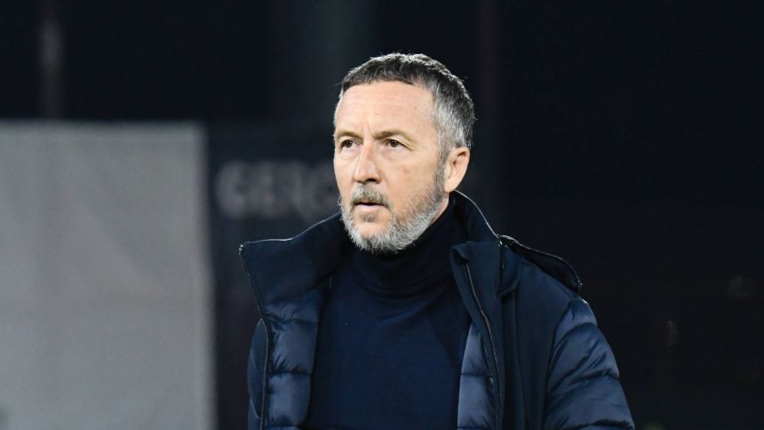 reactie dura a lui mihai stoica dupa ce a aflat ca ovidiu hategan e delegat in camera var la fcsb rapid 67d5c4dc3c28c