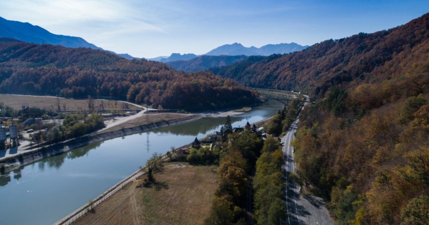 restrictii de trafic pe valea oltului incepand de marti timp de o luna 67c58d238e057