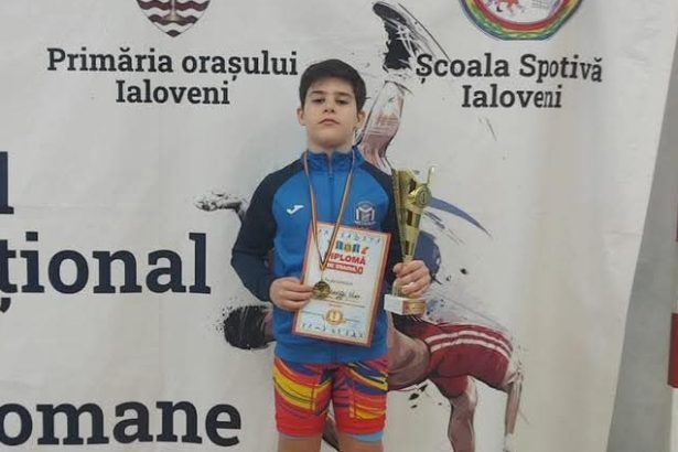 rezultate spectaculoase pentru micii sportivi de la cs medgidia la lupte si kickboxing 67d84c7dba73a