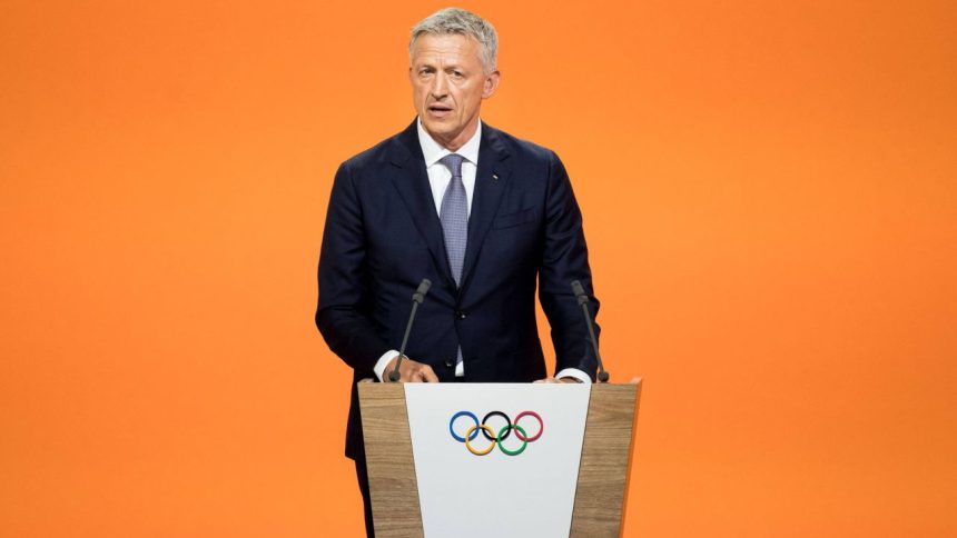 romania atinge everestul structurilor sportive dupa 39 de ani avem din nou un oficial la cel mai inalt nivel 67dc240db552e