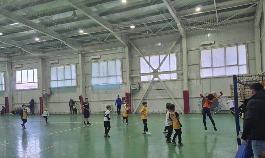 salile de sport din unitatile de invatamant din constanta vor fi dotate 67c8dcc616582