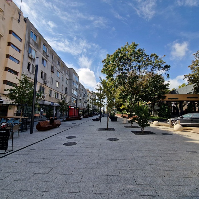 se cere insolventa mooz services srl firma ce s a ocupat de lucrarile de pe strada stefan cel mare 67de6d568b300