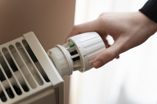 se opreste apa calda si caldura in constanta pentru minim 33 de ore vezi aici zona vizata 67c82379bfb01