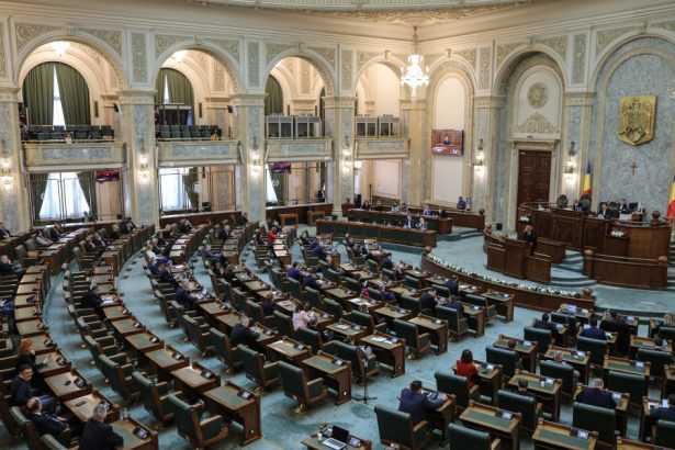 senatul va avea cu peste 100 de posturi mai putin in noua organigrama abrudean urmeaza concursuri corecte 67d82fec9d661