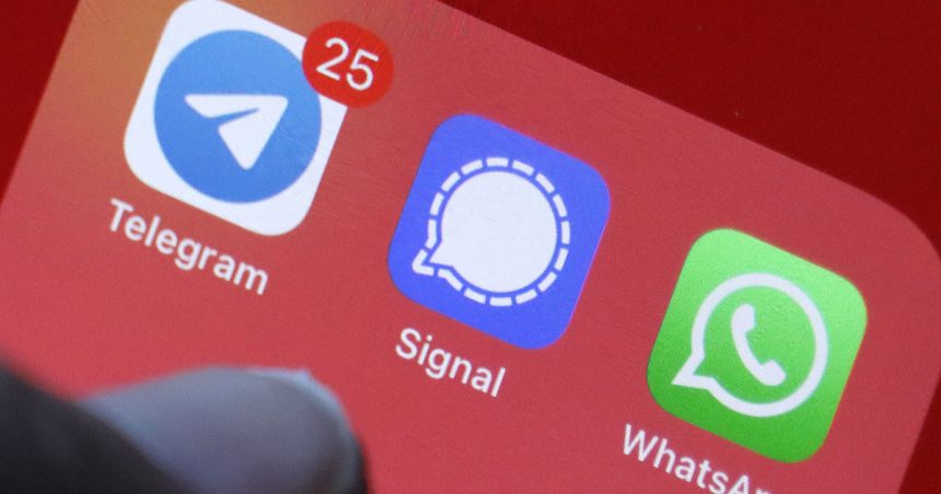 Signalgate: Judecător federal obligă administrația Trump să păstreze mesajele din grupul de Signal referitoare la atacul din Yemen 1 signalgate administratia trump obligata de un judecator federal sa pastreze mesajele din grupul de signal despre atacul din yemen 67e6439ed4caf