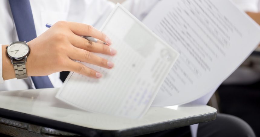 simulare bacalaureat 2025 miercuri 26 martie elevii sustin proba la alegere in functie de profil si specializare 67e38b2c222ac