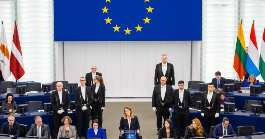 sua acuzate de santaj asupra ucrainei de parlamentul european europarlamentarii condamna negocierile secrete cu rusia 67d19891aa71a