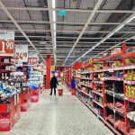 suedezii boicoteaza supermarketurile din cauza preturilor la alimente scapate de sub control 67e2674287d35