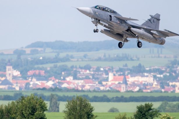 suedia va trimite avioane de lupta gripen in polonia pentru a contribui la operatiunile nato 67c99a9ad5ec4