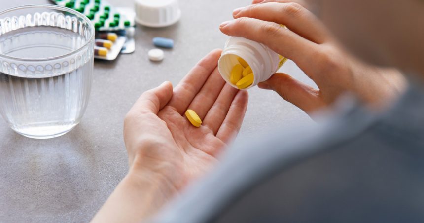 Suplimente alimentare și vitamine pentru piele: opiniile medicilor specialiști despre beneficii – “Nu sunt o fântână a tinereții” 1 suplimente alimentare si vitamine pentru piele ce spun medicii specialisti despre beneficii nu sunt o fantana a tineretii 67c2959a0019d