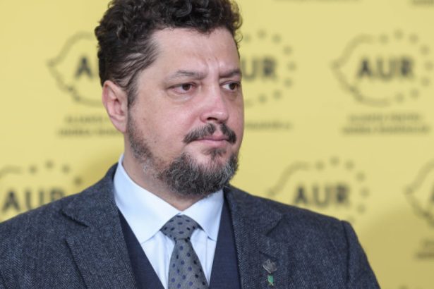 tarziu il acuza pe simion ca se teme sa transeze personal disputa dintre ei si spune ca demisia lui e cea mai mica problema a aur 67d74449e4faa
