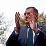 tensiuni in bosnia si hertegovina premierul republicii srpska a parasit tara sfidand un mandat de arestare cine e milorad dodik 67e577738b738