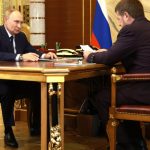 tensiuni intre putin si kadirov liderul cecen ar fi negociat in secret cu tari din orientul mijlociu fara stirea presedintelui rus 67e5a500afe6c