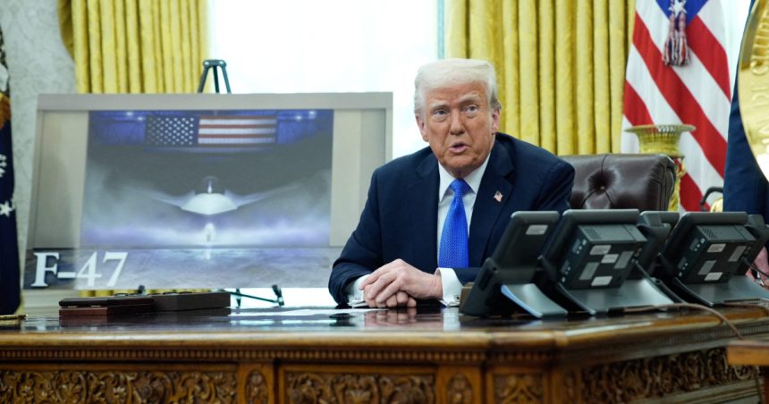 trump a anuntat semnarea unui contract pentru viitorul avion de lupta al sua este un nume dragut f 47 67ddb514d1fd2