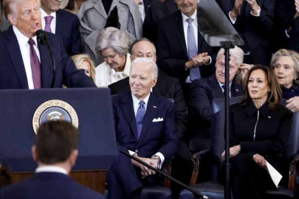 trump a revocat accesul la informatii clasificate pentru joe biden kamala harris antony blinken si alte personalitati 67de767a6c002