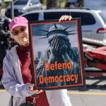 un deputat francez crede ca sua ar trebui sa restituie statuia libertatii americanii au ales sa fie de partea tiranilor 67d7e2c4805ee