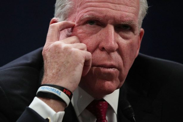 un fost director al cia il acuza pe donald trump de santajarea ucrainei nu am vazut niciodata asa ceva in 35 de ani cariera 67cae48196884