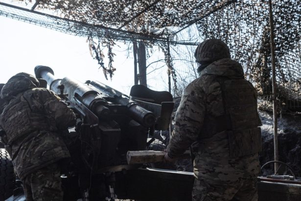 un general sua vorbeste despre cum razboiul din ucraina schimba strategia unitatilor de artilerie dronele sunt peste tot 67c3e766839d6