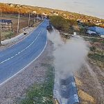 Accident grav în Galați, provocat de un șofer beat. Momentul în care mașina iese de pe carosabil și zboară câțiva metri. 2 video accident grav in galati provocat de un sofer beat momentul in care masina iese de pe carosabil si zboara cativa metri 67dbd3a323b37