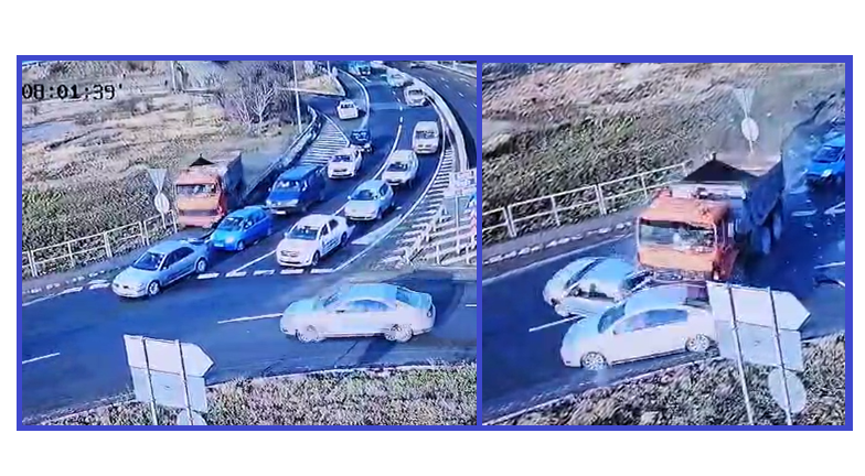 Accidentul în care o basculantă a intrat în patru autoturisme, în sensul giratoriu de la Ovidiu, surprins de camerele de supraveghere 1 video accidentul in care o basculanta a intrat in patru autoturisme in sensul giratoriu de la ovidiu surprins de camerele de supraveghere 67c5ae1ade169