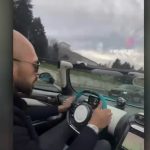 Andrew Tate a sfidat autoritățile române conducând o mașină de lux cu 150 de km pe oră în București. Ce s-a întâmplat după „cursă” 2 video andrew tate a sfidat autoritatile romane conducand o masina de lux cu 150 de km pe ora in bucuresti ce s a intamplat dupa cursa 67e194c9456bd