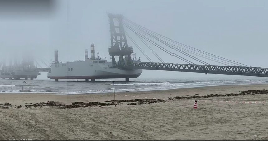 video barje de invazie si dispozitive performante de taiere a cablurilor submarine noua tehnologie marina a chinei ii sperie pe specialisti 67e4dcc38dbab
