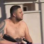 video cine este alin borcan influencerul lui georgescu care a iesit cu o pusca in mana dupa ce casa i a fost perchezitionata de politisti 67dbe15d30c67