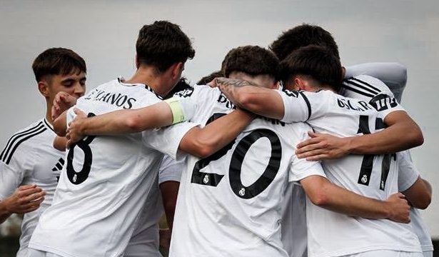 video cum sa nu le zici galactici real madrid 80 0 in week end un fotbalist roman a fost maestru de ceremonii 67ced8dba3591