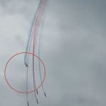 video doua avioane s au ciocnit in timpul unui exercitiu al unei unitati de elita a armatei in franta momentul impactului 67e3dfa31180a